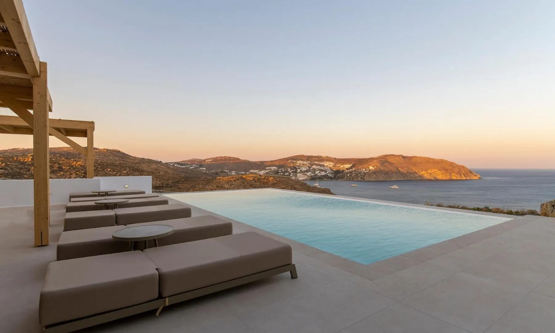Villa Vibe A - Heated Pool Option - Mg Villas Mykonos Town