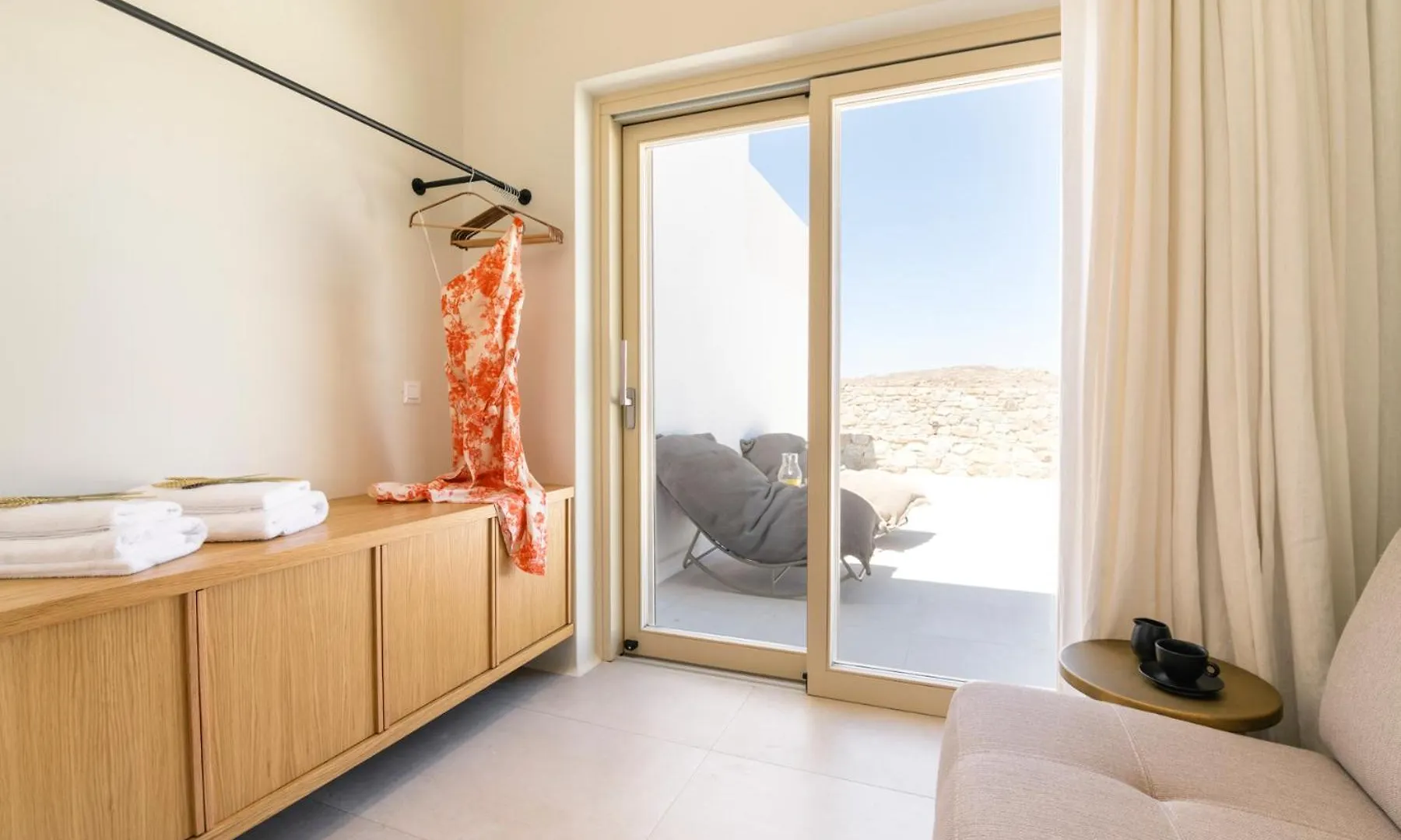 Villa Vibe A - Heated Pool Option - Mg Villas Mykonos Town Grécia
